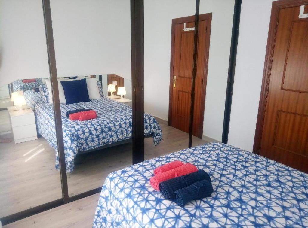 Appartement Céntrico De Dos Dormitorios, Amplio Y Soleado *